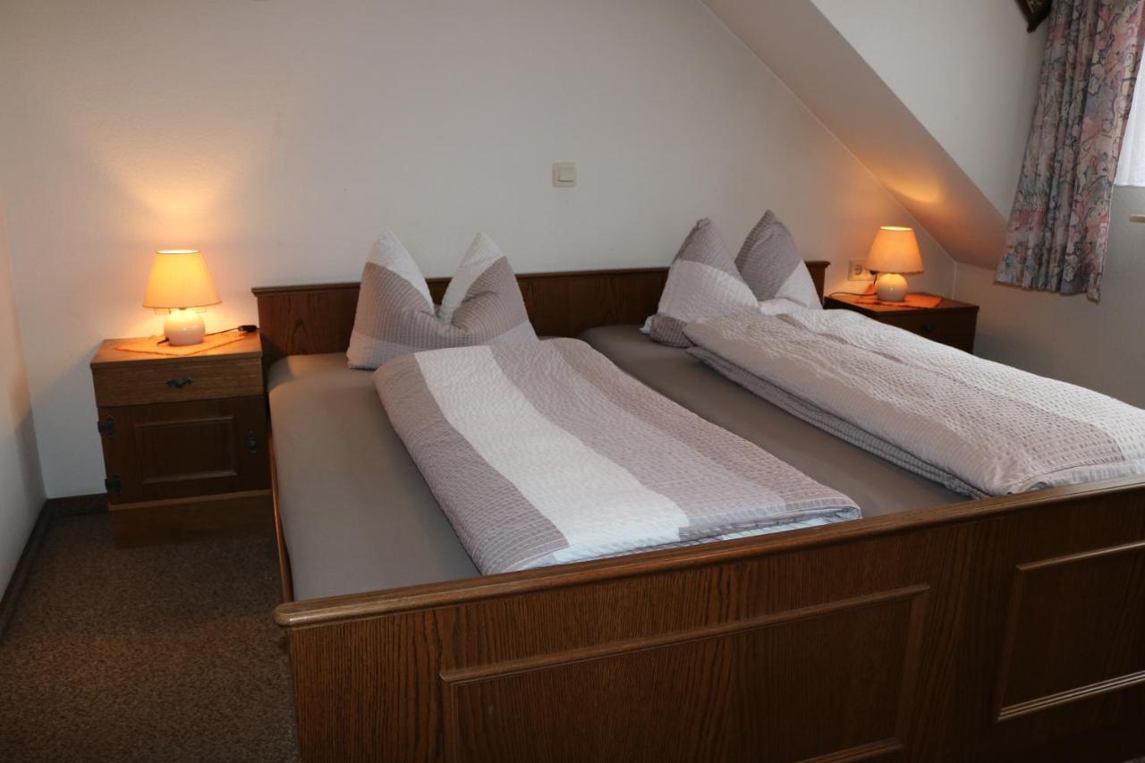Pension Selzer Antrifttal Bagian luar foto